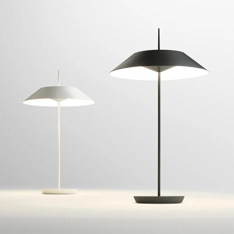 Rechargeable stepless dimming desk lamp, portable bedroom study bar cafe atmosphere night