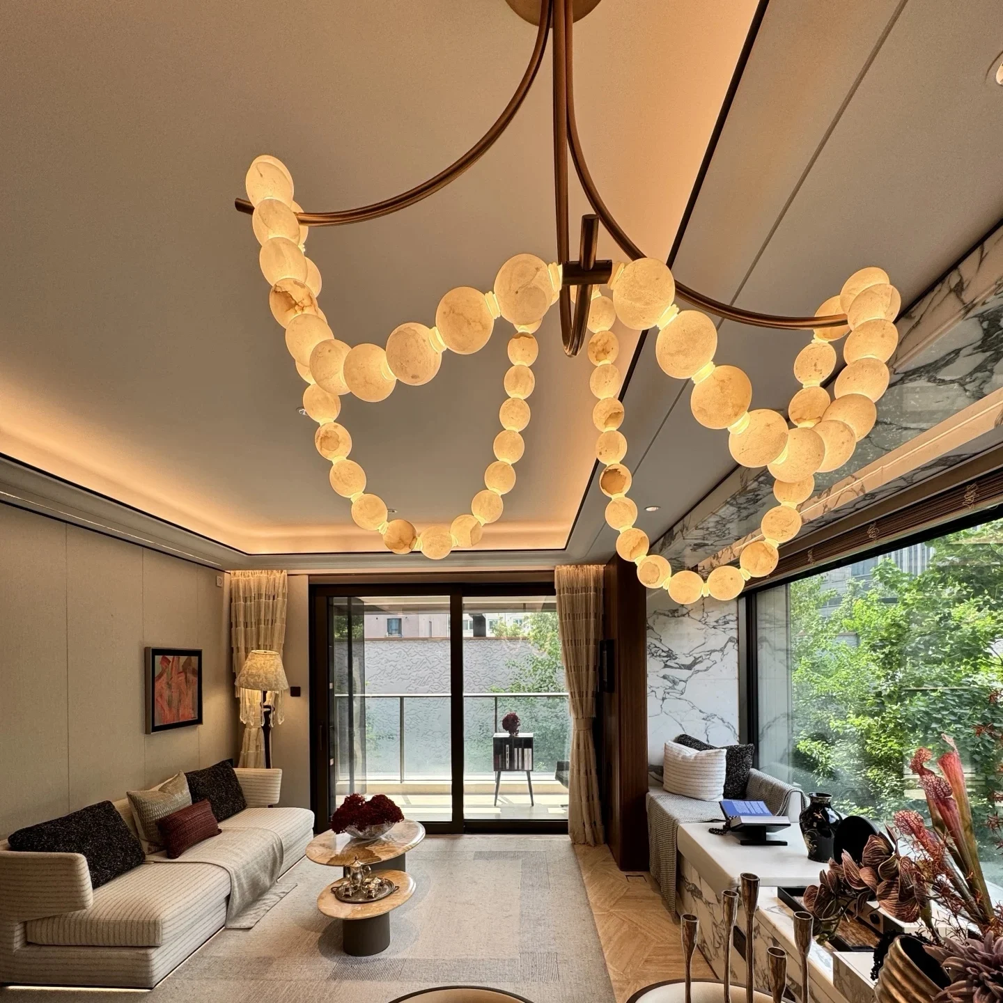 

Spanish Alabaster beads Chandelier Coastal Nordic Villa Pendant Light for Living Room Palace-style Bedroom Home Decor Lighting