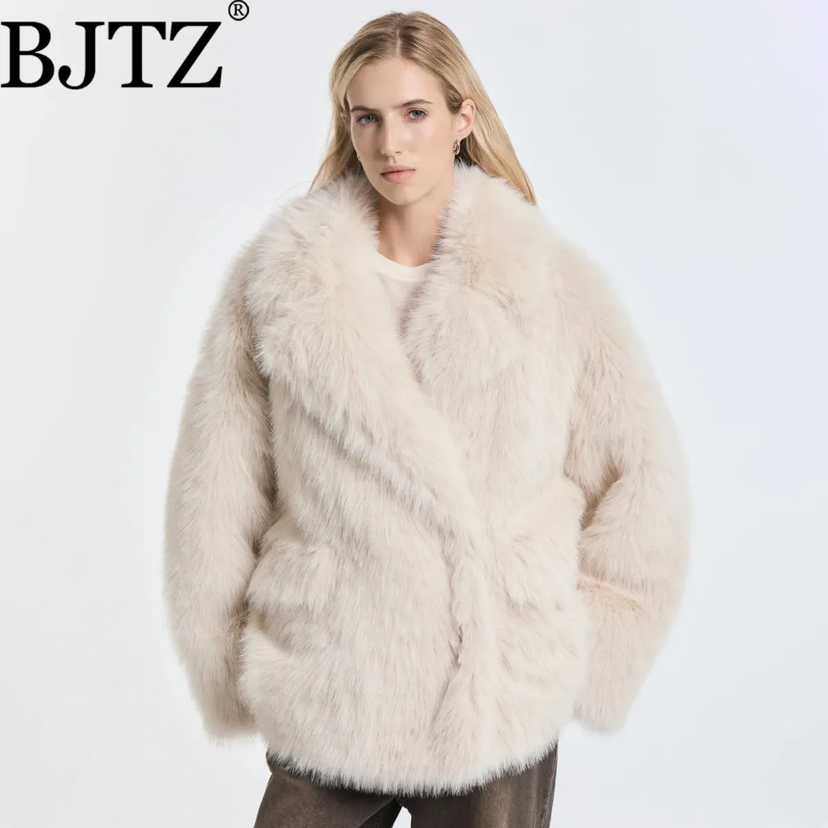 

BJTZ Women’s Faux Fur Jacket Winter 2025 Thick Plush Warm Elegant Minimalist Casual Comfortable Premium Versatile Fashion