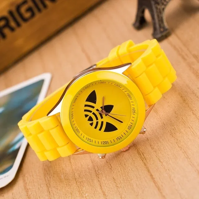 Silicone Famous Women Sports Watch Casual Ladyes Dress Watches Women Quartz Wristwatches