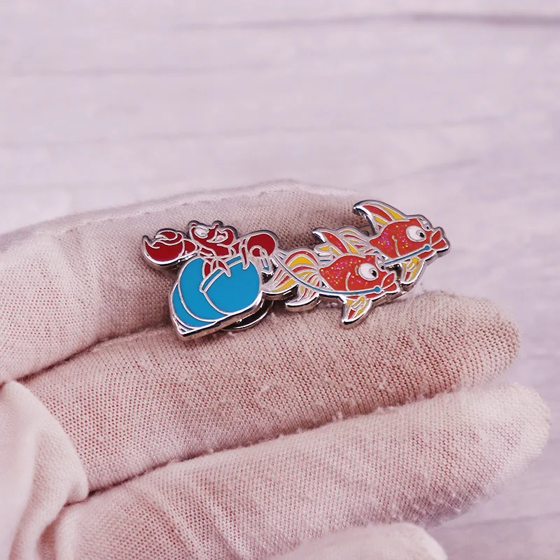 C3693 Fantasy Underwater World Enamel Pin Goldfish Shrimp Conch Badge Backpack Decoration Jewelry