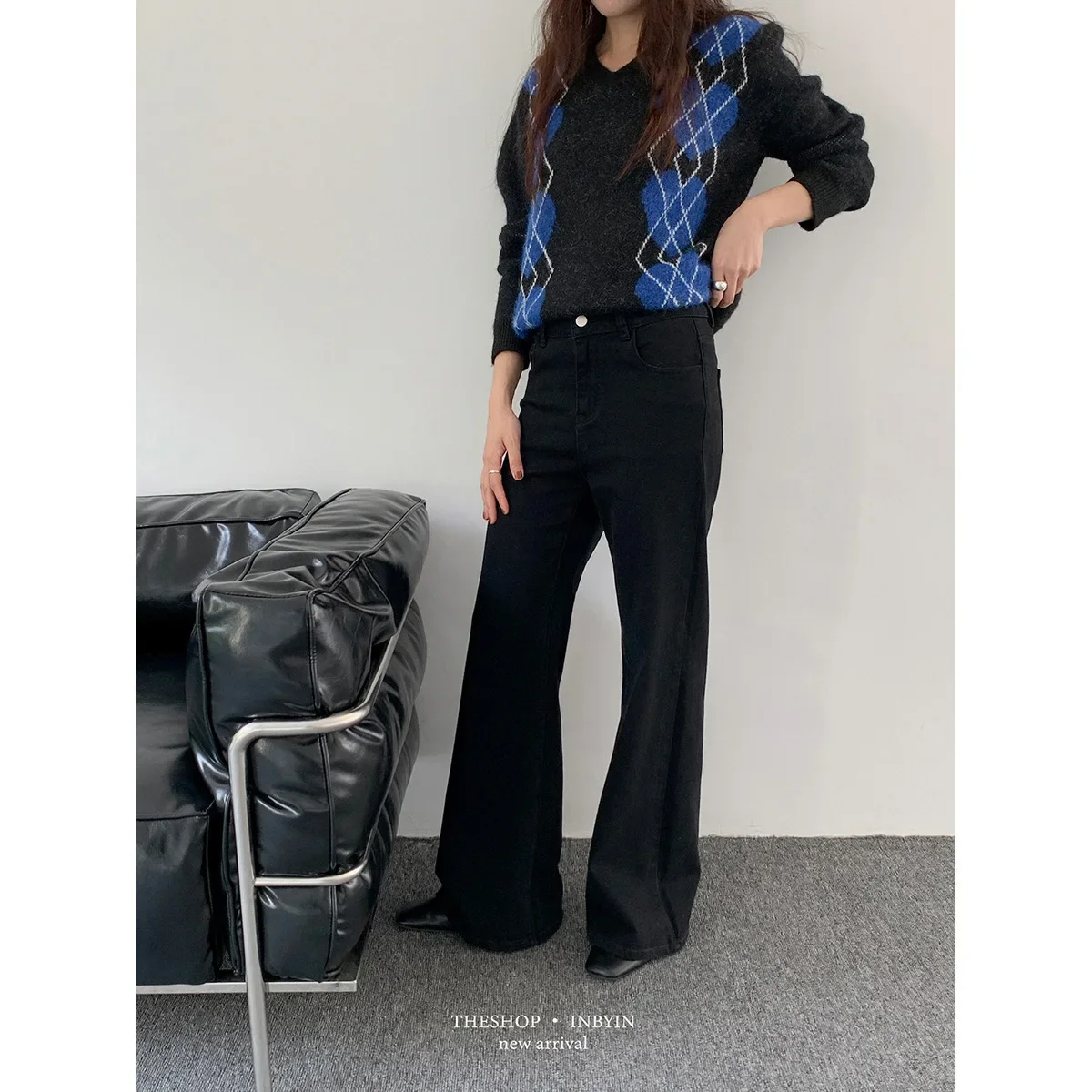 Рисунок 5 - Расклешенные джинсы для похудения