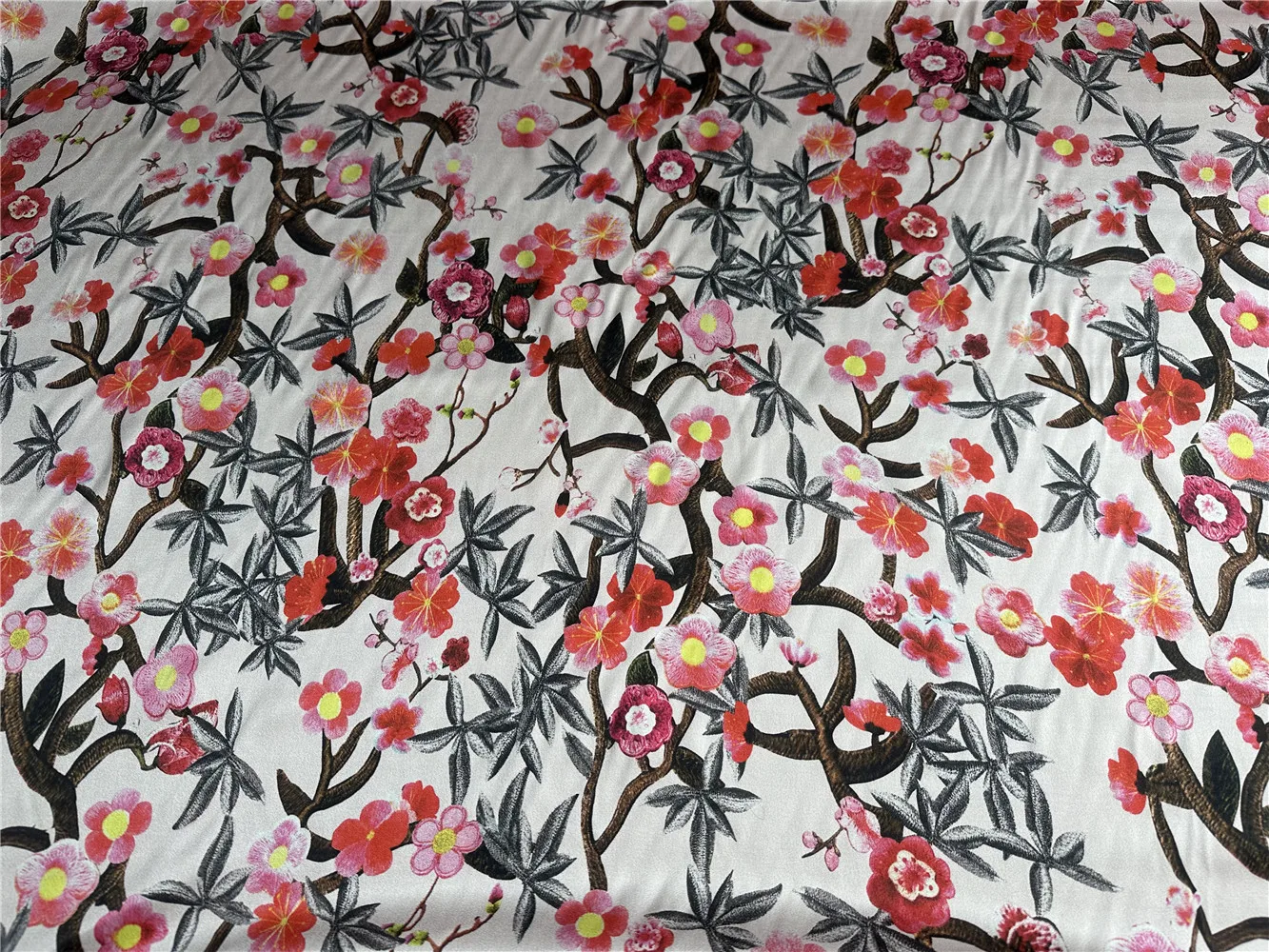 1 meter 95% Mulberry Silk 5% Spandex 21 momme Heavy Charmeuse Silk Fabric Pink Floral Printed 105cm 41.3\