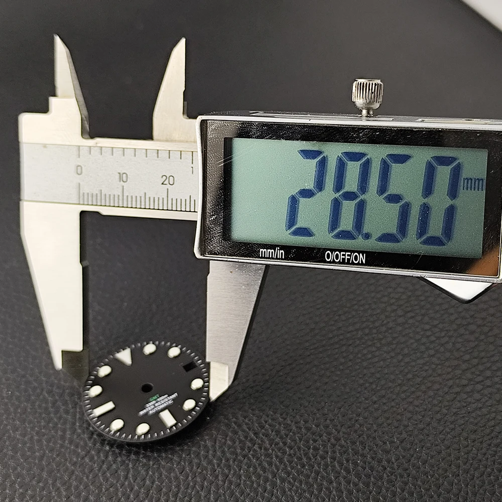 28,5 mm GMT-Uhrenzifferblatt, Zeiger BW9, leuchtend, geeignet für NH34-Uhrwerke, Uhrenzubehör, Uhrenmontage – Detail 2