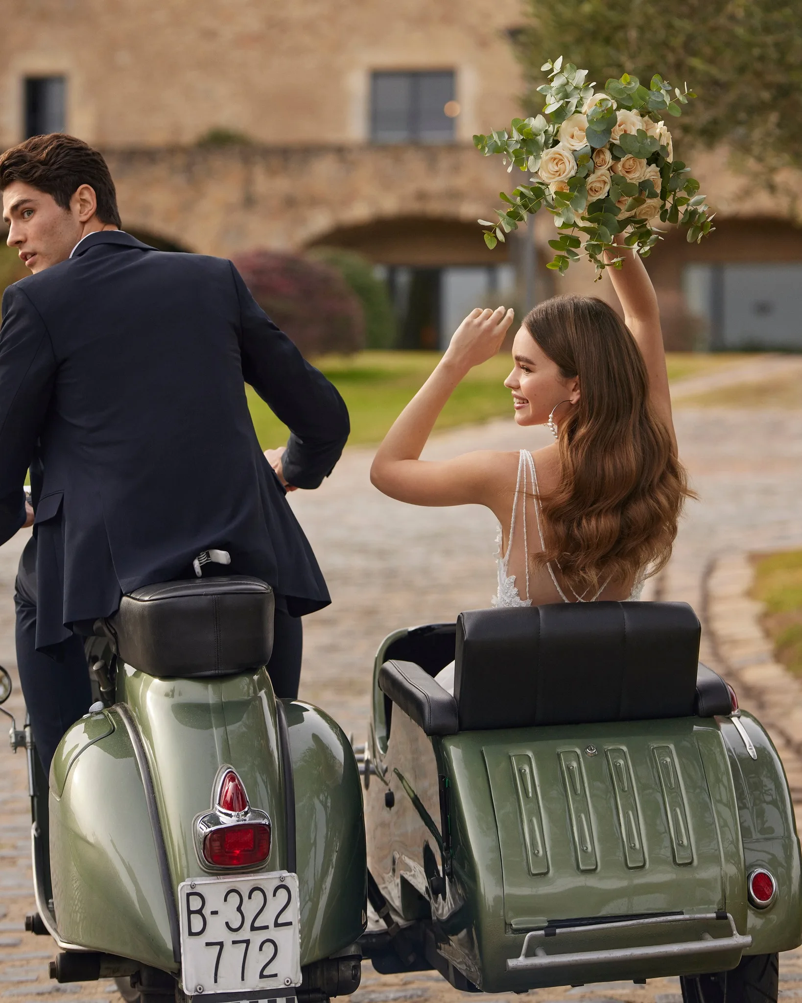 Suknia ślubna w stylu vintage, kolor kość słoniowa, bez rękawów, koronkowa, na ramiączkach spaghetti, szyfonowa, suknia ślubna, robe de mariée, szyta na miarę