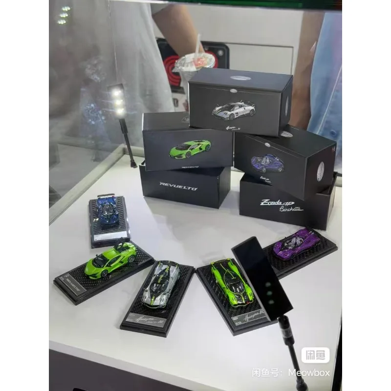 

2025 Шанхайский Toy Fair LCD 1:64 Pagani, литая под давлением модель автомобиля из сплава, игрушки для мальчиков, коллекционные украшения для взрослых.