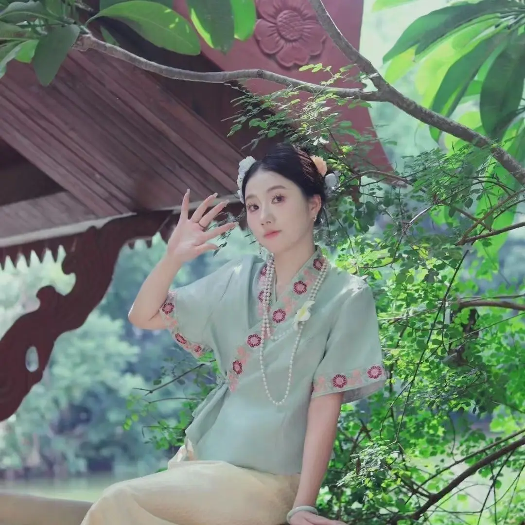 

Таиландская женская одежда Дай Тай Этнический летний комплект с короткими рукавами Традиционный наряд Танцевальный национальный костюм