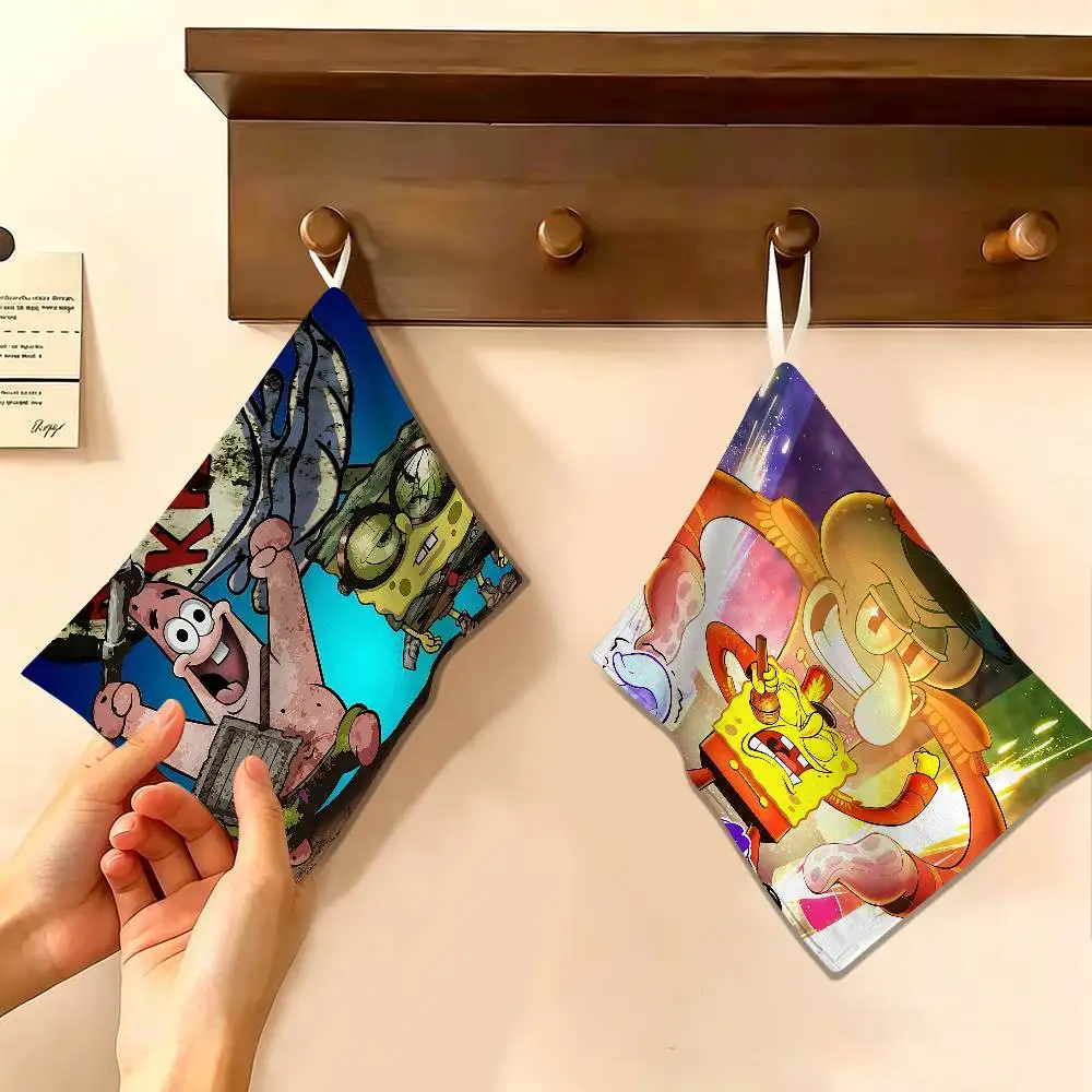 Linda toalla de mano con diseño colgante de Bob Esponja, de tela de poliéster y algodón, universal para baño y cocina.
