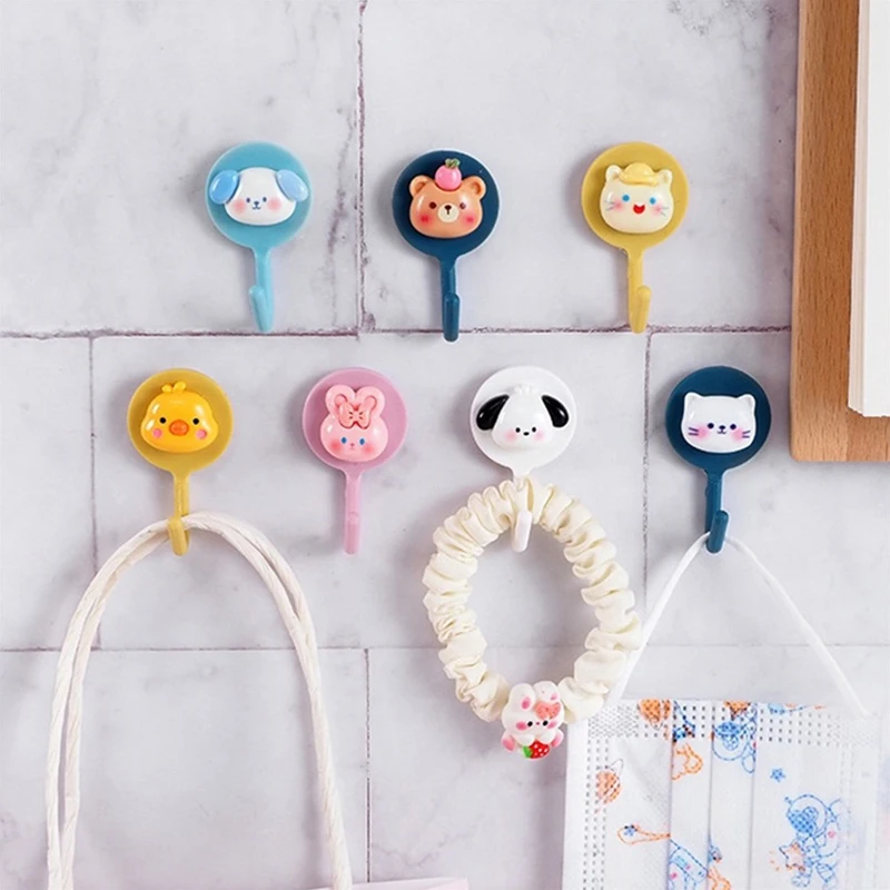 Sanrio ตะขอแขวนประตูแบบแขวนติดผนังอเนกประสงค์5ชิ้น, ตะขอติดรถยนต์ไม่มีเครื่องหมาย