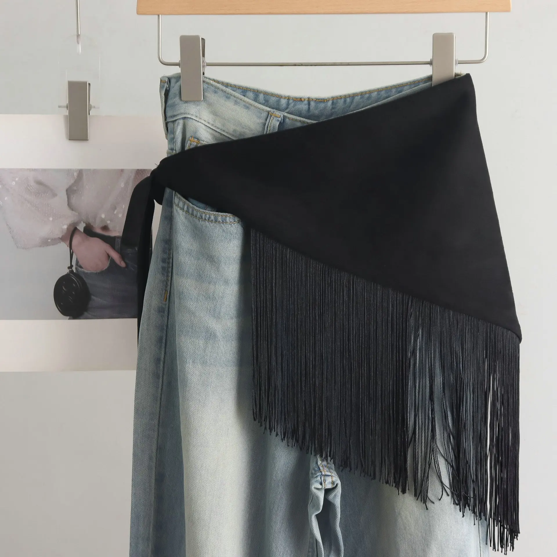 Millennium Hot Girl Style Leopard Print Tassel Fart Curtain Female American Retro Wide Belt with Skirt Jeans Waist Seal Scarf view 3