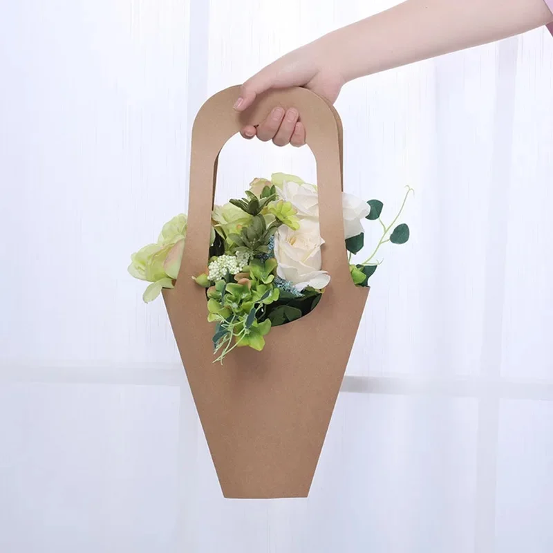 Fashion Florist Rose Box Kraft Paper Wedding Handheld Decorative Flowers Boxes Birthday Party Packaging Gift Bag Decoration