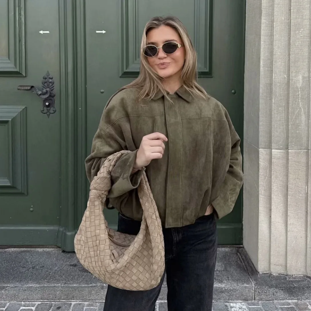 

Women's Autumn Winter Fleece Jacket Turn-Down Collar Bomber Coat - European American Style Soft Warm Outerwear