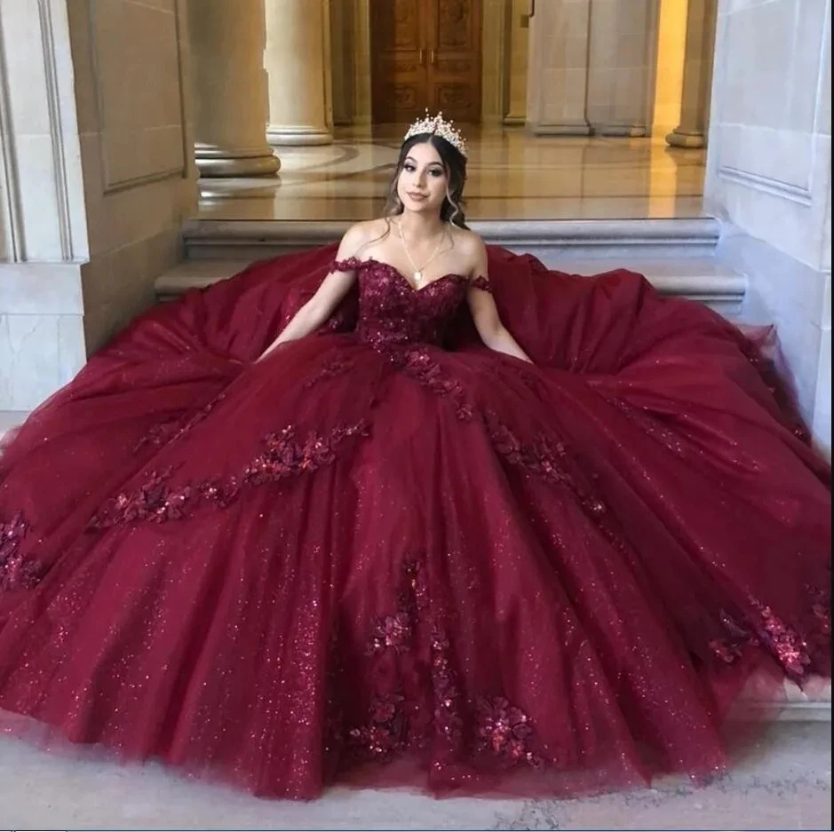 

Burgundy Princess Quinceanera Dresses Lace Appliques Glitter Sequins Tulle Long Ball Gown Graduation Party Dress Off Shoulder