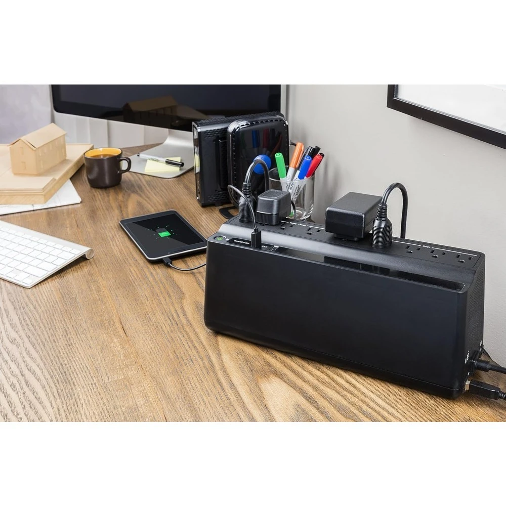 BE850M2 Sistema di backup batteria Smart-UPS da 850 VA, 9 prese, 354 J