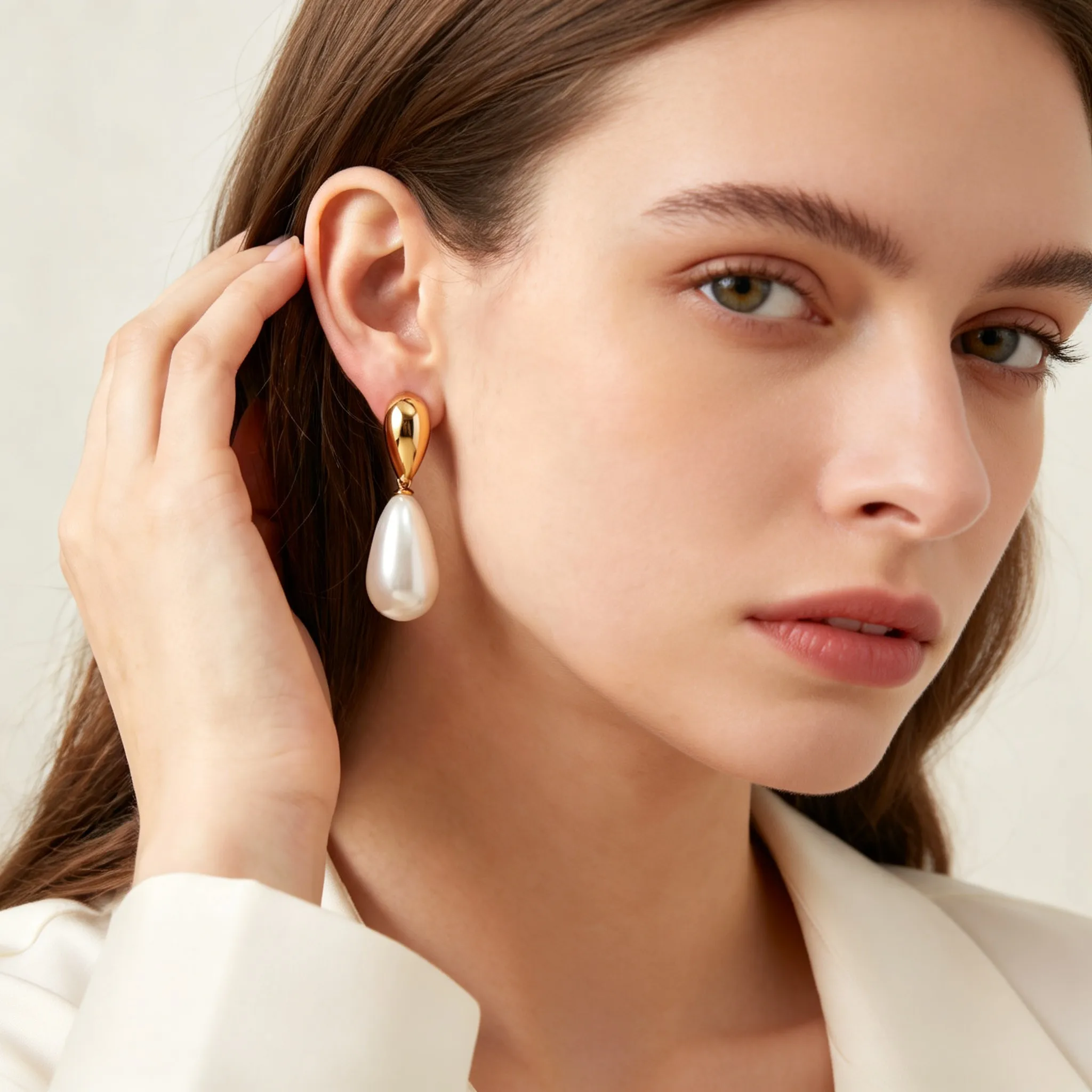 Teardrop Imitation Pearl Dangle Stud Earrings for Women Gold Plated Drop Large Waterdrop Earrings Daily Vintage Ear Jewelry Gift