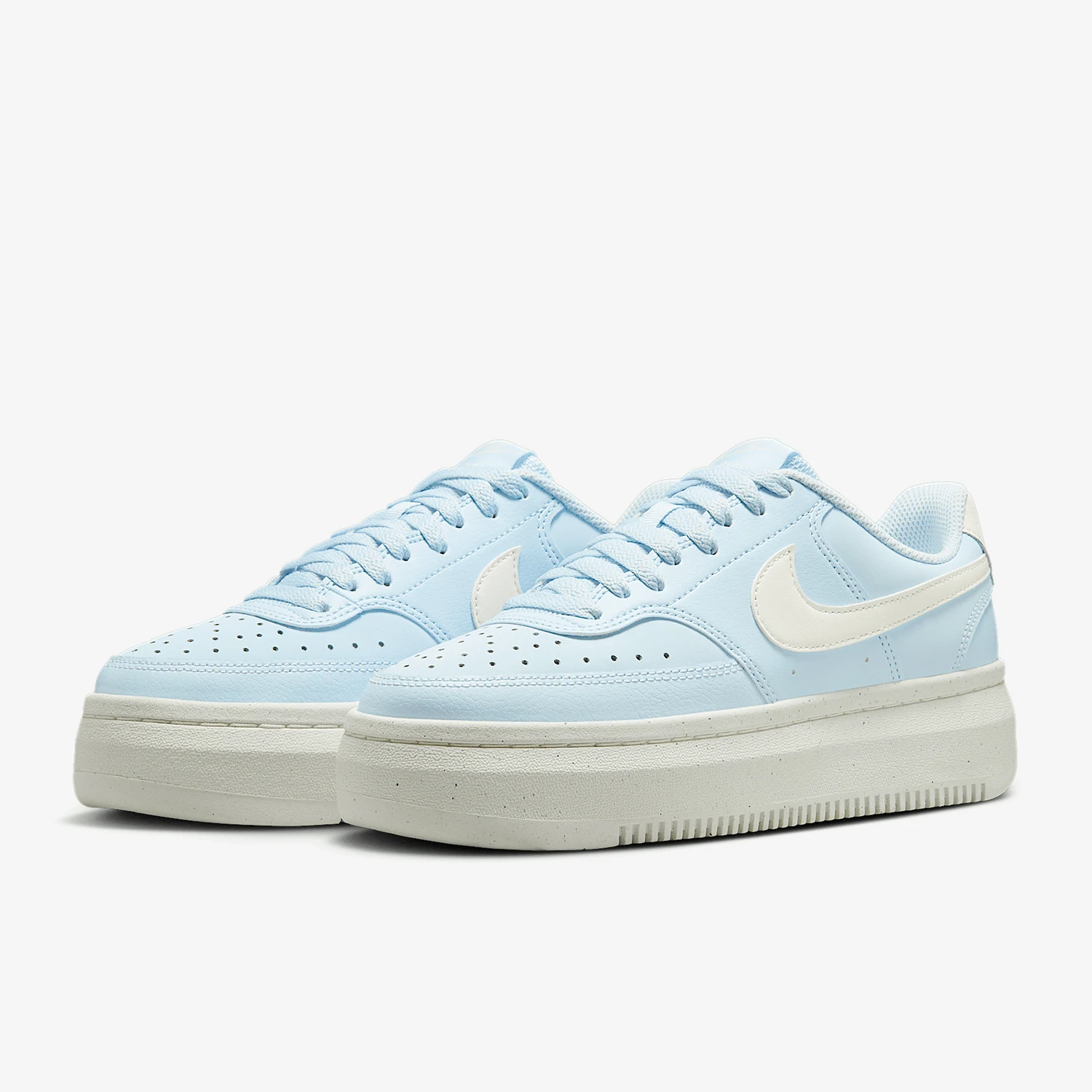 

Официальные женские легкие кроссовки Nike Court Vision Alta на толстой подошве DZ5394-400