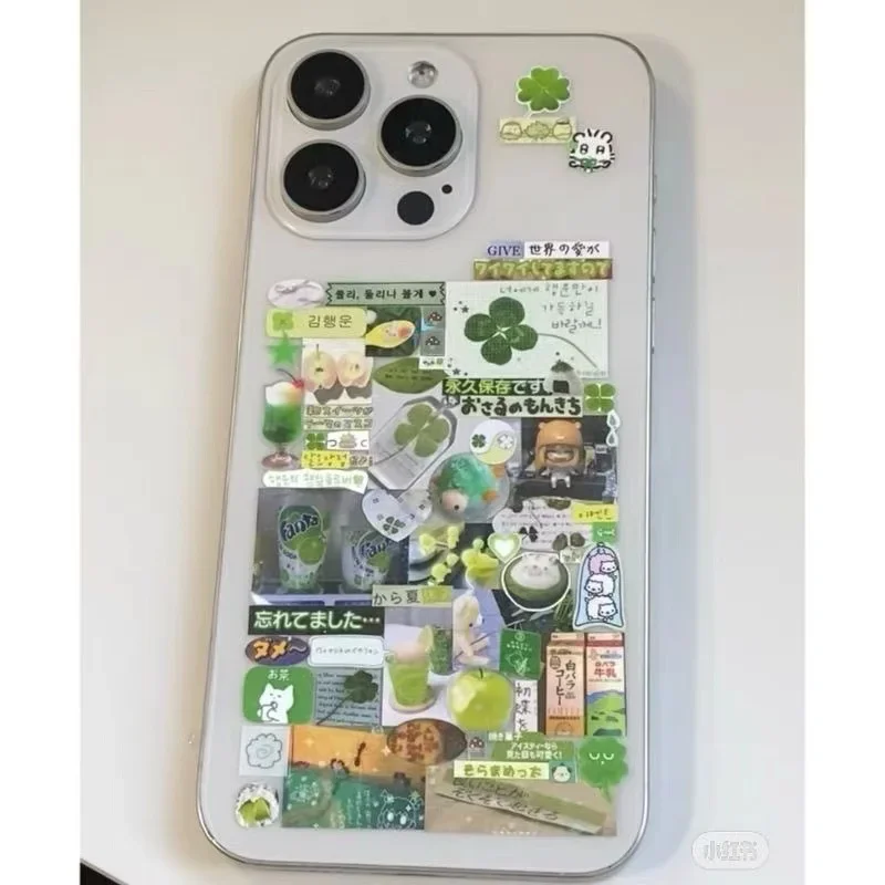 Funda de teléfono INS creativa y bonita con etiqueta de trébol de cuatro hojas de manzana verde para iPhone 16 15 14 13 12 11 Pro XS Max 7 8 Plus MINI Y2K
