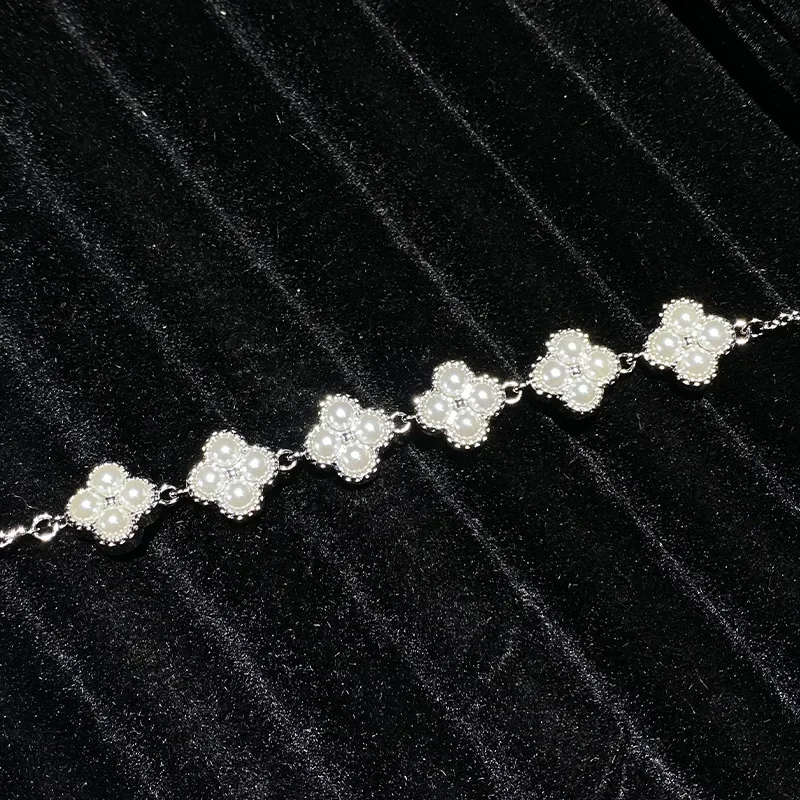 

MDL Муассанит Стиль Сакура Новый браслет с цирконом цвета клевера с покрытием 18 карат Простой микронабор