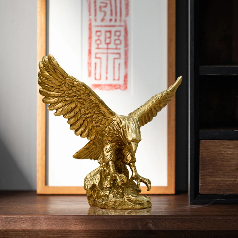 Resin Golden Eagle Statue Art Animal Model Collection Ornament Home Office Desktop Feng Shui Decoration Figurines