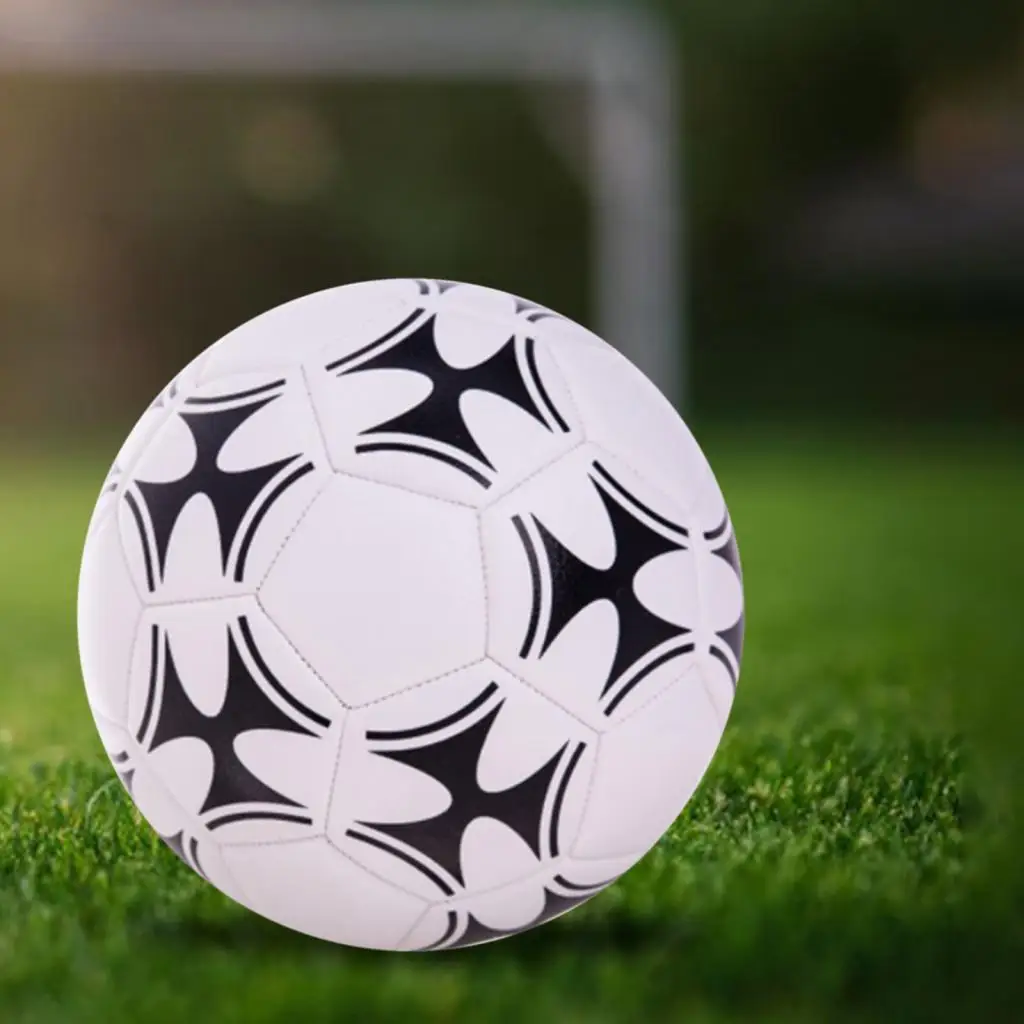 성인과 어린이 게임을 위한 휴대용 축구 축구 공 검정 흰색