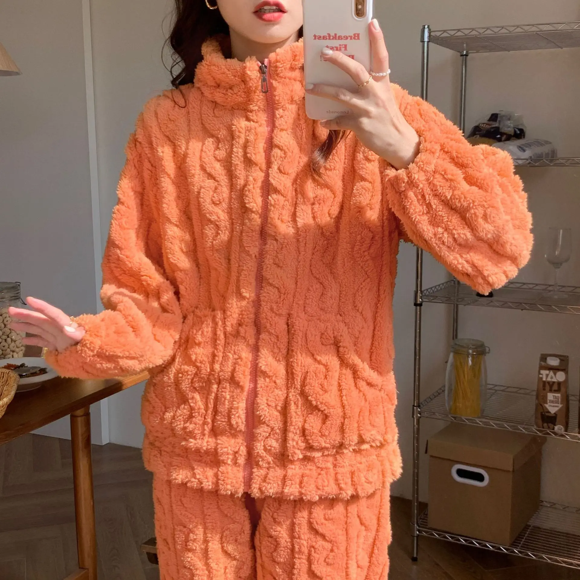 

New style of women's winter pajamas with thickened flannel zipper solid color high-end home wear