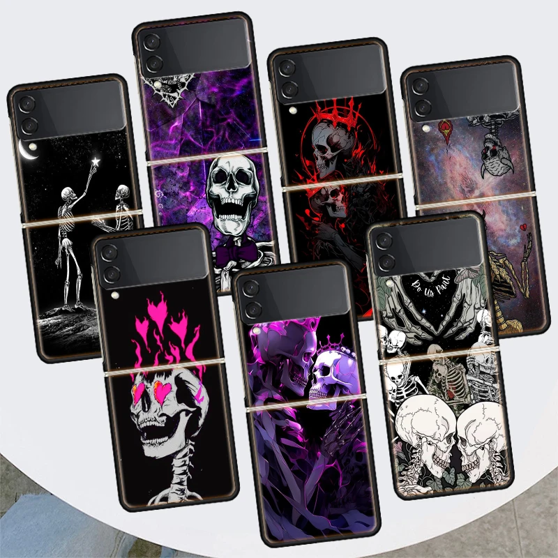 Anatomy Skeleton Heart Lovey Kiss For Samsung Galaxy Z Flip 6 5 4 3 5G Phone Case Black Hard Cover ZFlip 6 5 4 3 Shockproof Bump