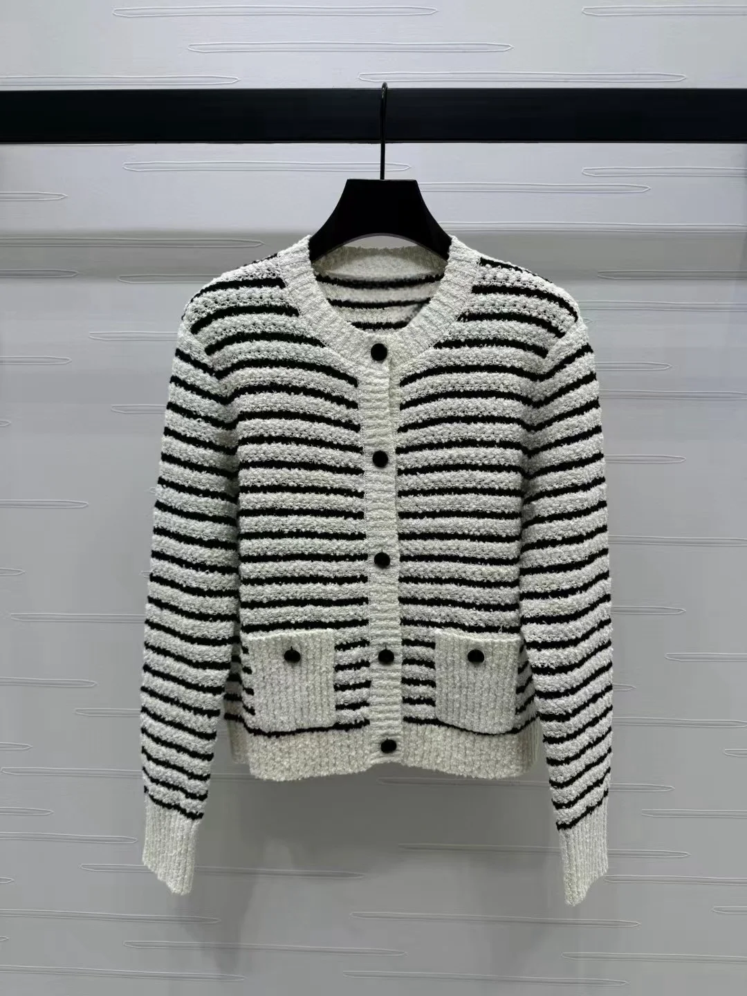 Customized High-End Women's Striped round Neck Long-Sleeved Cardigan Luxury Fashion Outerwear