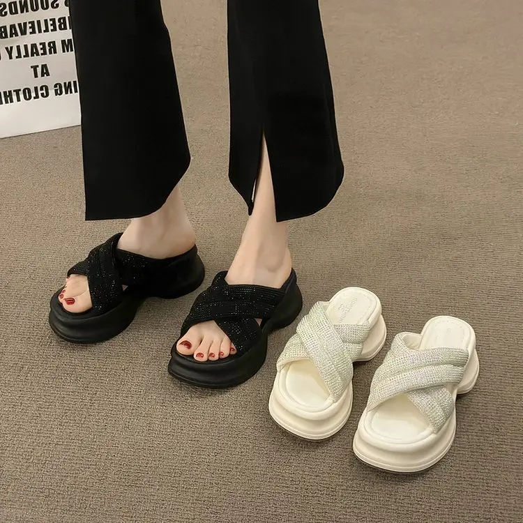 Zapatillas de playa con plataforma para mujer, chanclas bajas de gelatina, calzado de lujo con purpurina, tacones de goma Rom, 2024