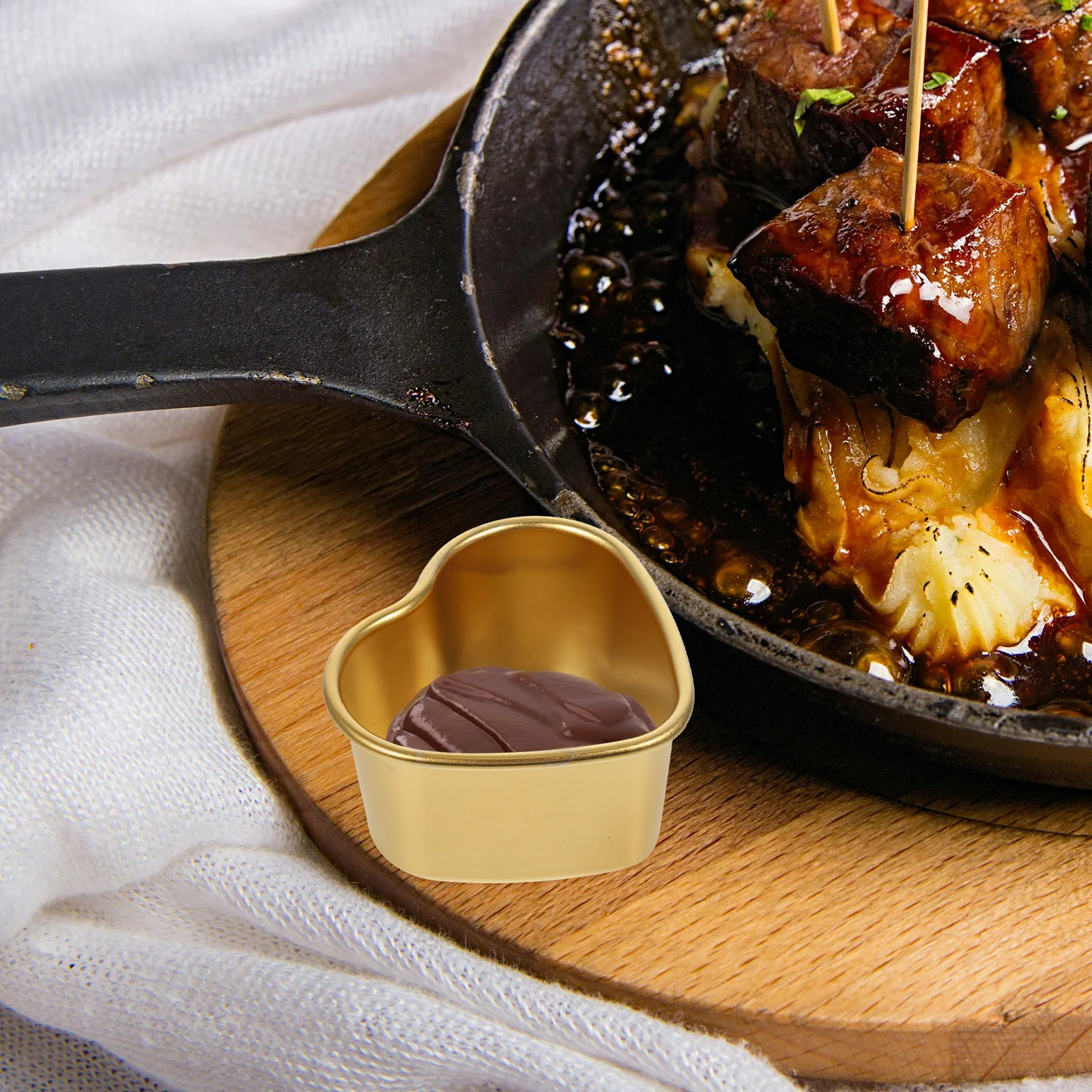 

Stainless Steel BBQ Sauce Dishes Small Soy Seasoning Tray For Cooking Utensils Easy To Clean Durable Sauce Bowls
