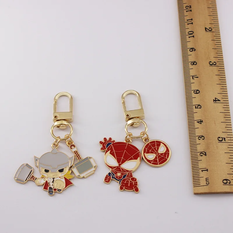 Marvel Avengers Metalowy Brelok Spider-Man Figurka Akcji Anime Śliczna Zabawka Ozdoba do Torby Model Figurka Q Prezent Urodzinowy