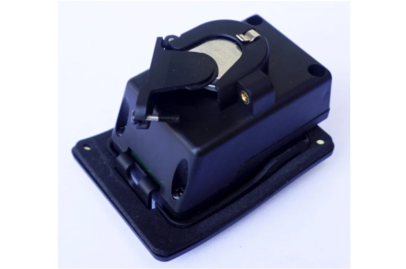 UK-400T UK-600T EQ with Chromatic LED tuner for UKULELE DIY (Battery not supplied due to shipping issue)