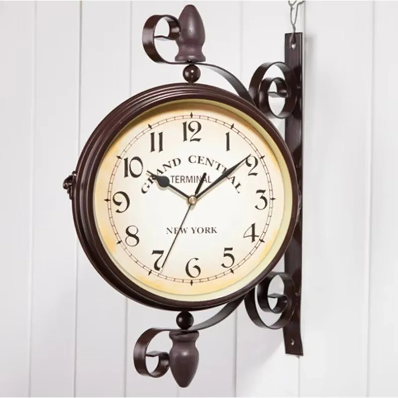 Wrought iron antique appearance round wall hanging double-sided retro station clock chandelier wall hanging clock home bedroom
