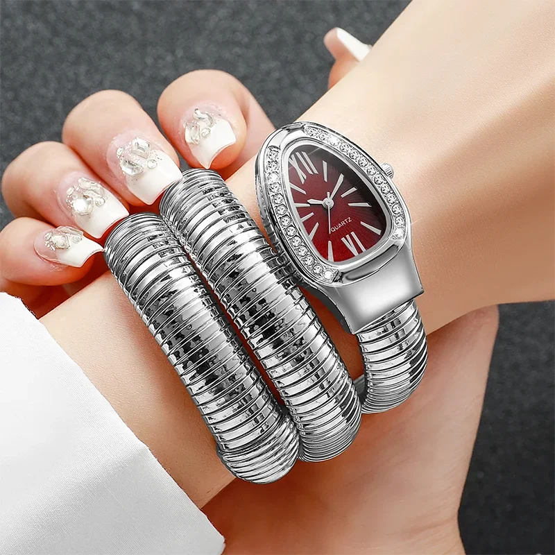 عالية الجودة الفاخرة المرأة كوارتز ساعة سوار الفولاذ المقاوم للصدأ الذهب السيدات الساعات ساعة أزياء السيدات ساعة اليد فقط