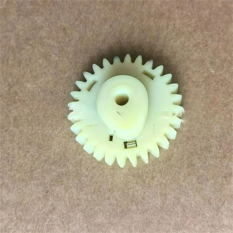 Подходит для бензопилы STIHL Stihl HT103 High Branch Cam HT105, зубчатая передача 4180 030 1800