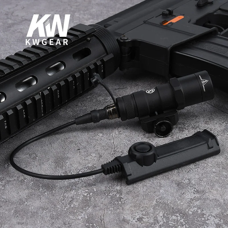 

Tactical Pressure Dual Function Remote Swich SF Plug Fit SureFire M300 M600 Weapon Flashlight Constant Momentary Airsoft