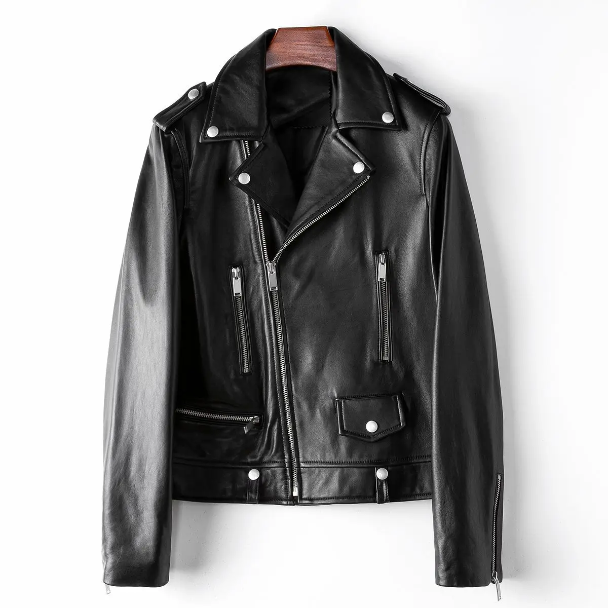 A small amount of clothing, 100% sheepskin, Haining, 2024 spring new leather jacket, fashionable leather motorcycle style