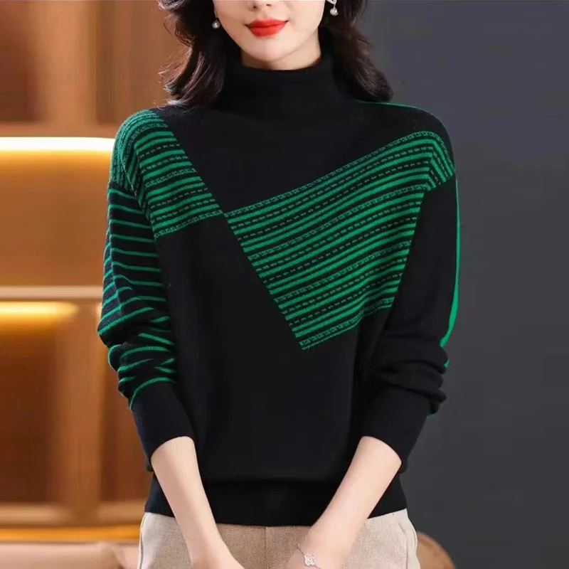 เสื้อสเวตเตอร์แบบสวมหัวถักลายทางสำหรับผู้หญิงเสื้อผ้าฤดูใบไม้ร่วง2024ใหม่เสื้อคอเต่าแฟชั่นอบอุ่นพื้นหนาสลิม