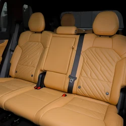 Custom Fit Car Accessories Seat Covers for 6 Seater 7 Seater Full Set Middle Perforated Leather Specific for Lynk & Co 09 EM-P