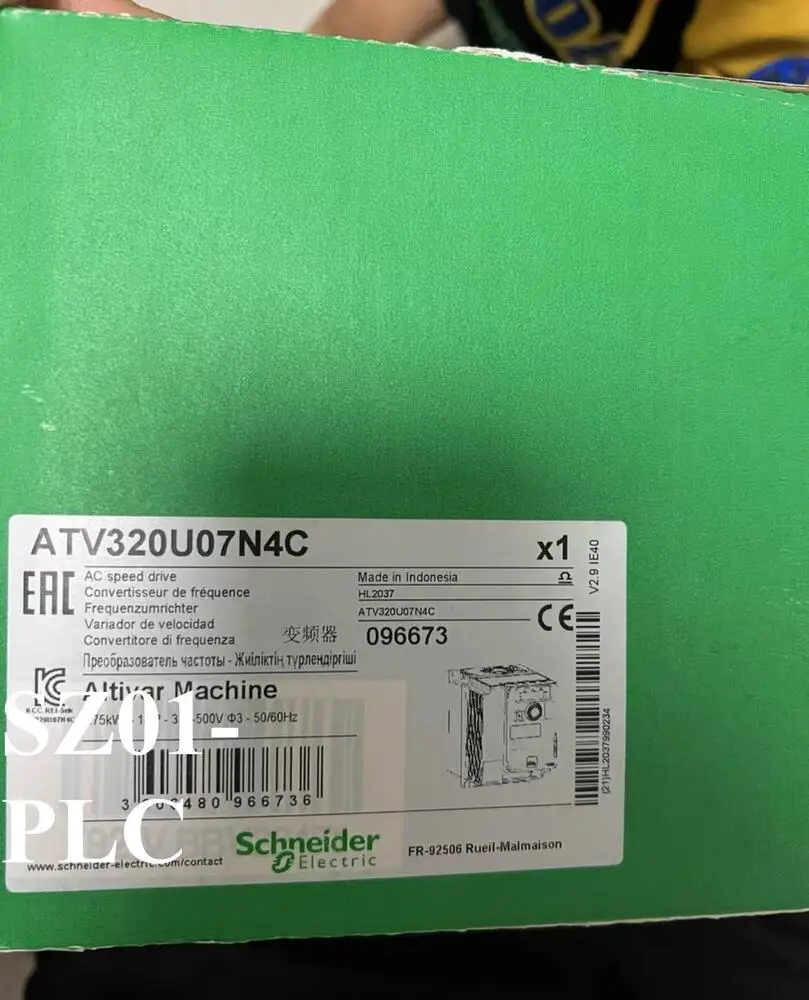 

Новый в коробке SCHNEIDER ATV320U07N4C привод переменной скорости 400 в кВт