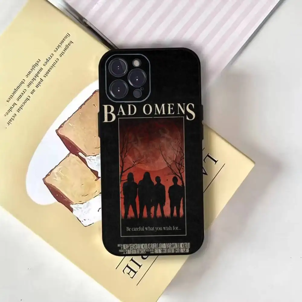 حافظة هاتف B-Baldurs Gate 3 Astarion لهاتف iPhone16,15,14,13,12,11 Plus,Pro Max,XS,X,XR,SE,Mini,8,7,غطاء أسود ناعم