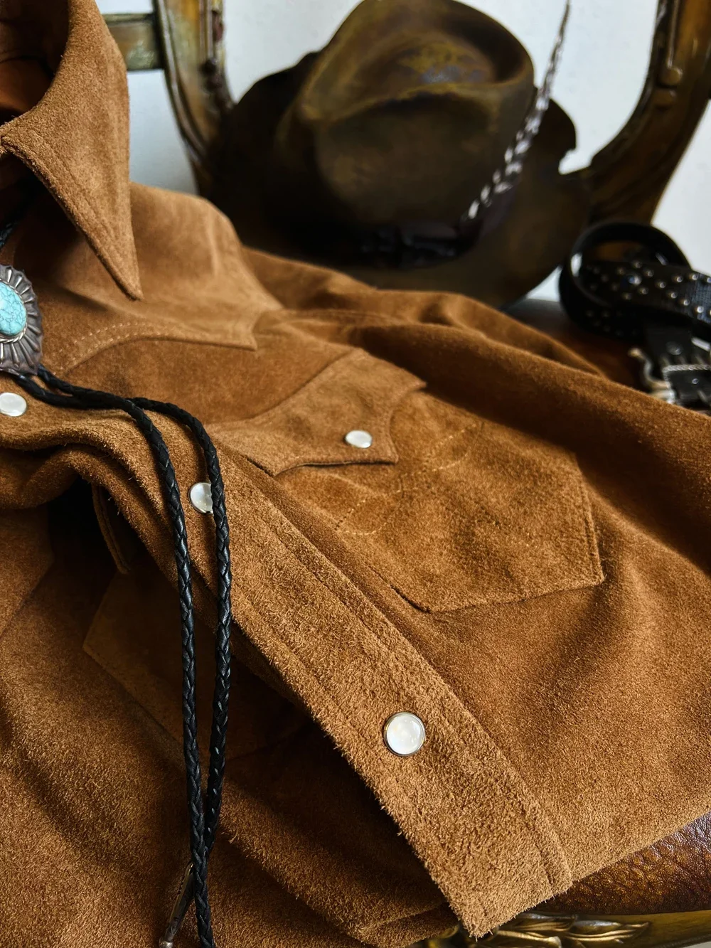 Blunt Razor  American Vintage Uncoated Translucent Dyed Crafted Suede Cowhide Unlined Western Shirt