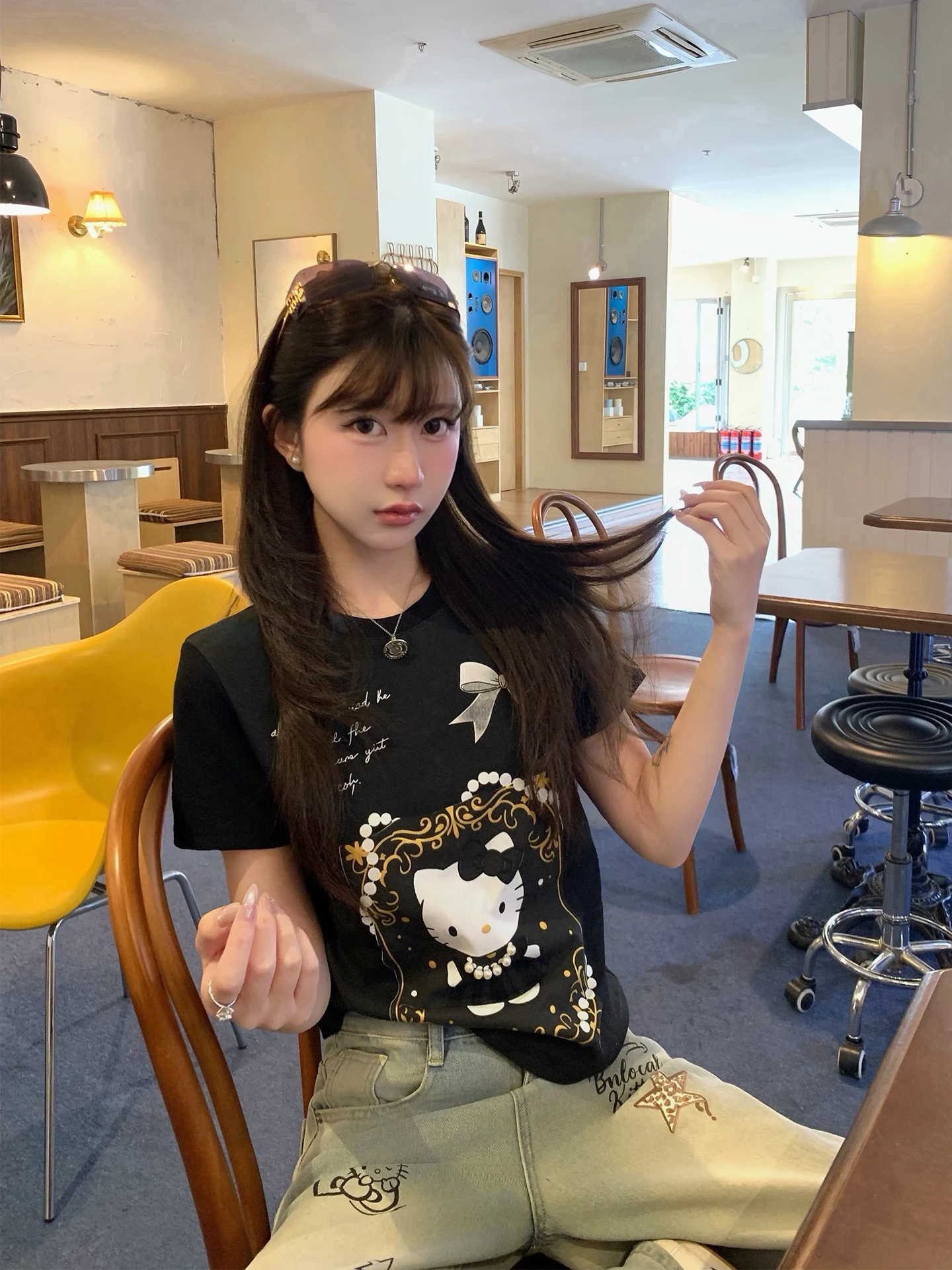 

Xueke Kit Knot ort Sve T-irt Women's Casual Slimming Top round Neline Stand Fit Spring 2026