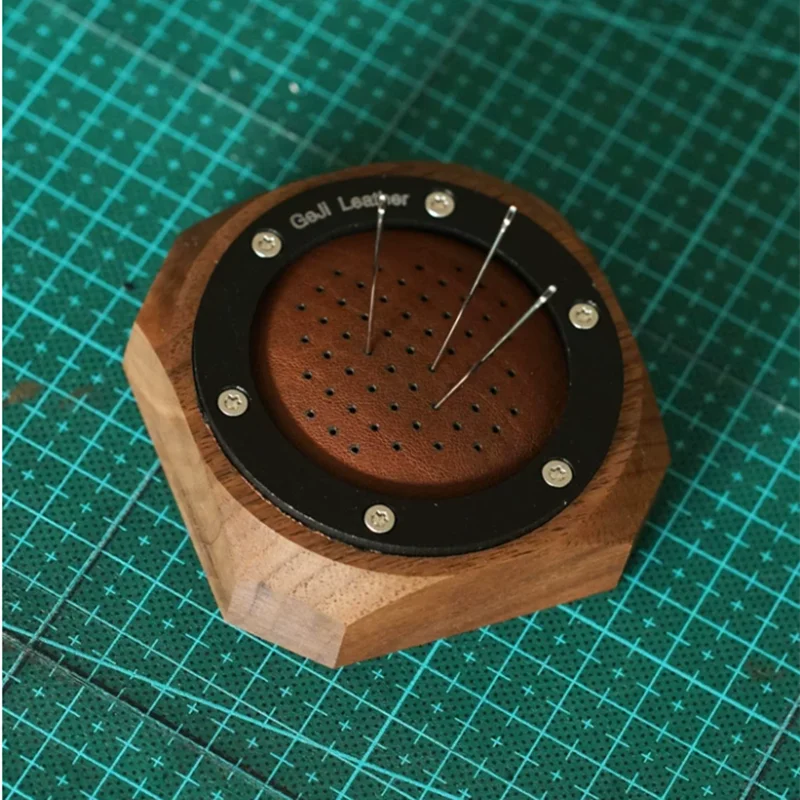 

Geji Walnut Wood Needle Holder for Leather Craft – Hand Stitching Needle Pad 57 Holes 70x70x25mm ~70g