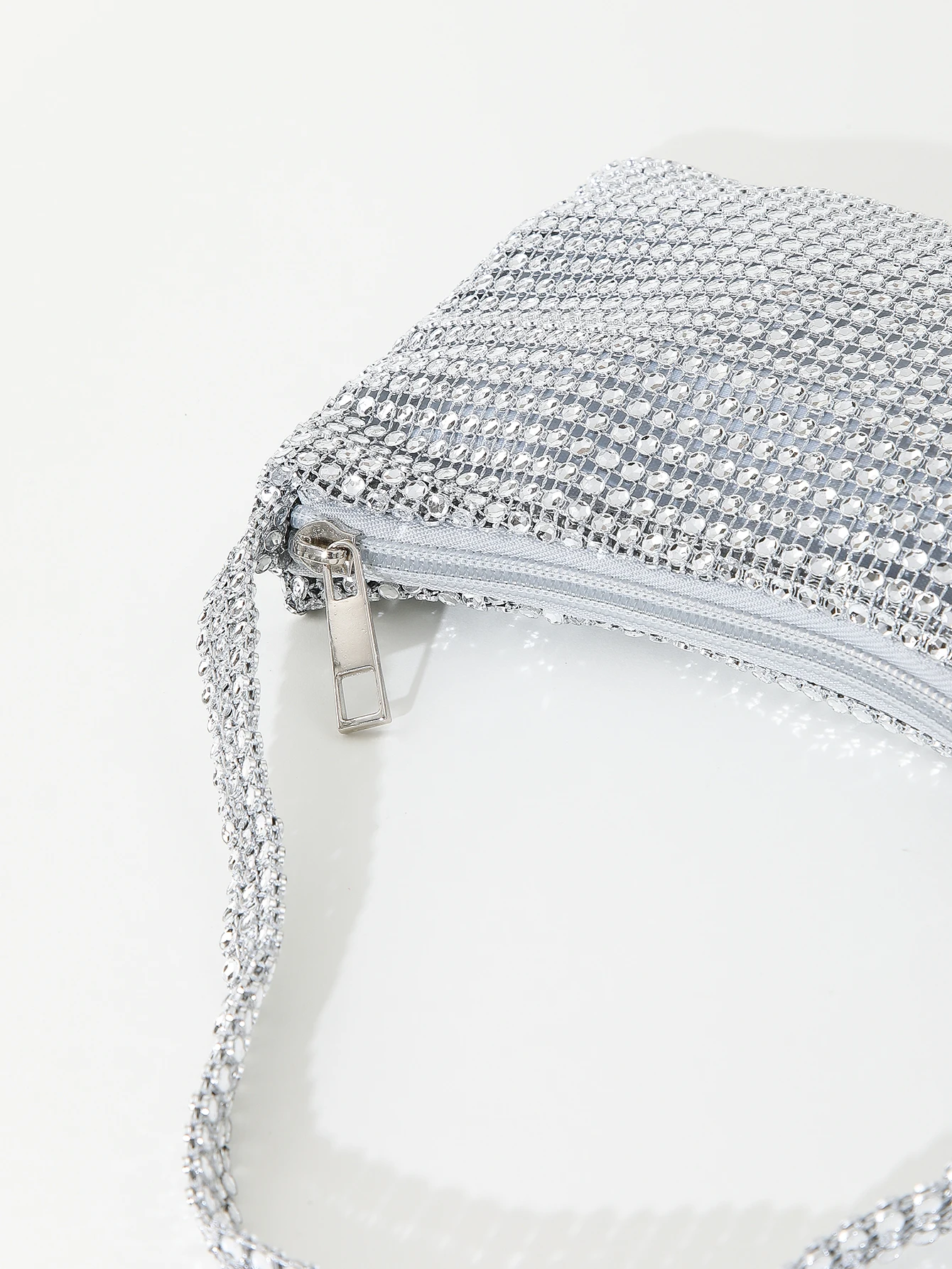 Bolso de noche portátil con cremallera y diamantes de imitación brillantes, a la moda, precioso, adecuado para bodas, fiestas y reuniones