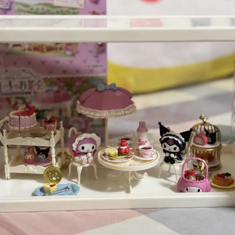 

Rement Sanrio Miniature Scene Blind Box Kuromi Melody Sweet Tea Party Gothic Room Decoration Toys Collection Girls Gifts