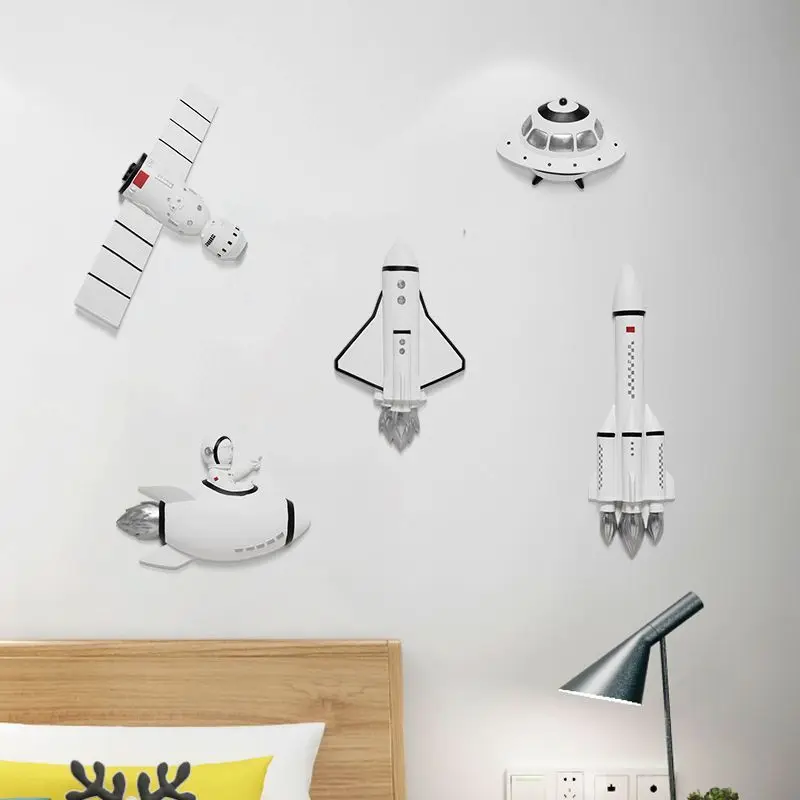 

Space Station Spacecraft UFO Rocket Aircraft Resin Wall Decoration Art Home Porch Wall Hanging Children's Room Wall Mural Crafts