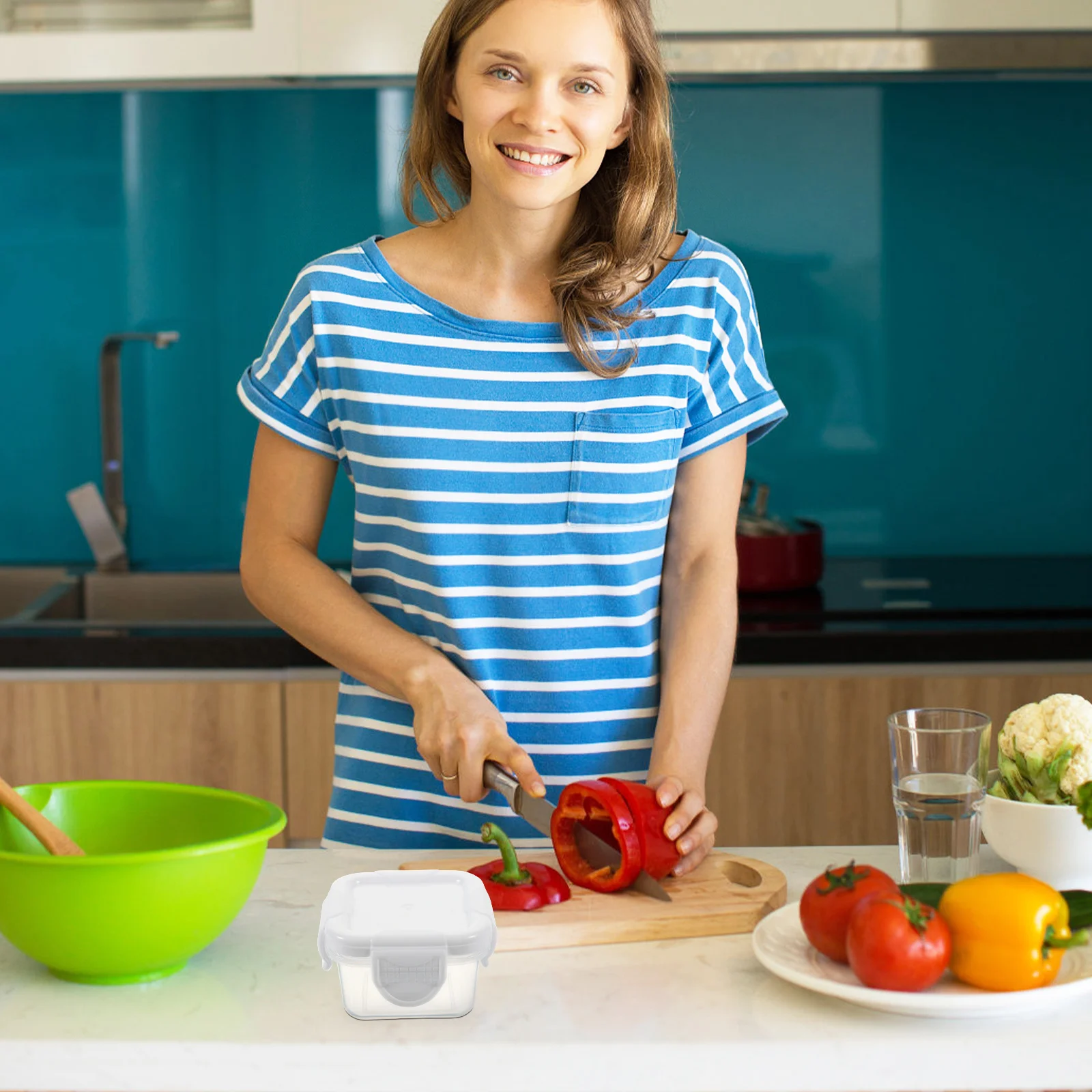 

5pcs Sealing Storage Box Condiment Container Leak Proof Small Food Holder For Picnic Restaurant Home Kitchen Travel