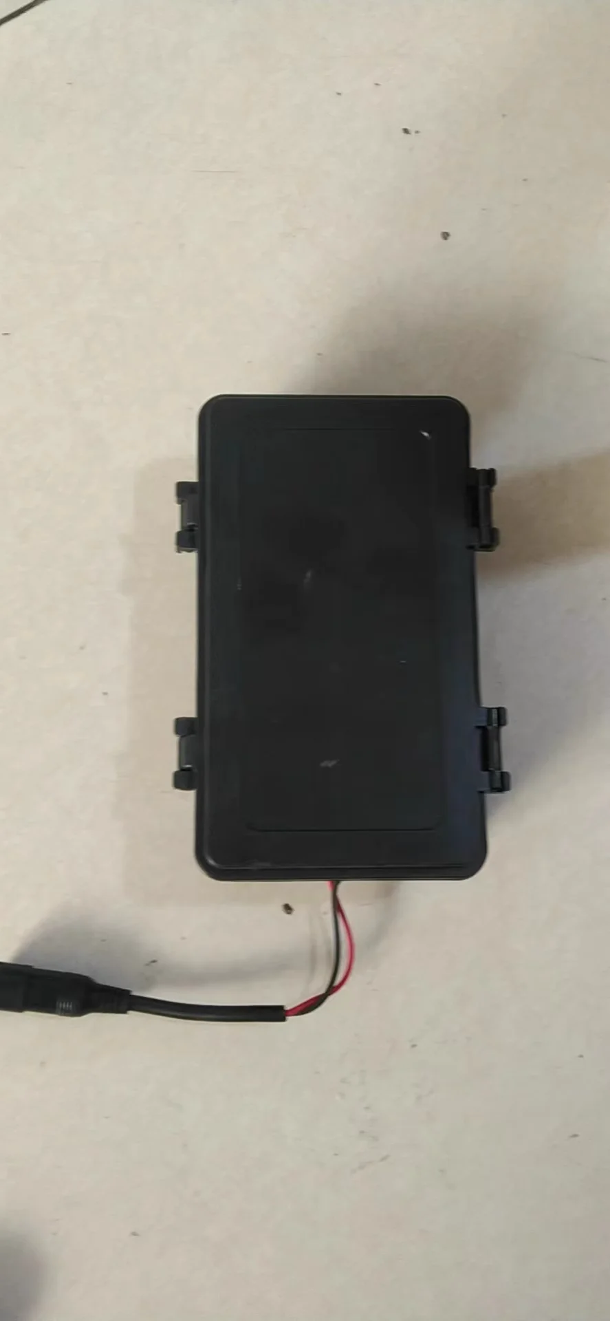 Remote Control Parking Lock Waterproof and Anti-pressure Parking Lock English Lift Parking Lock (with Sensor)