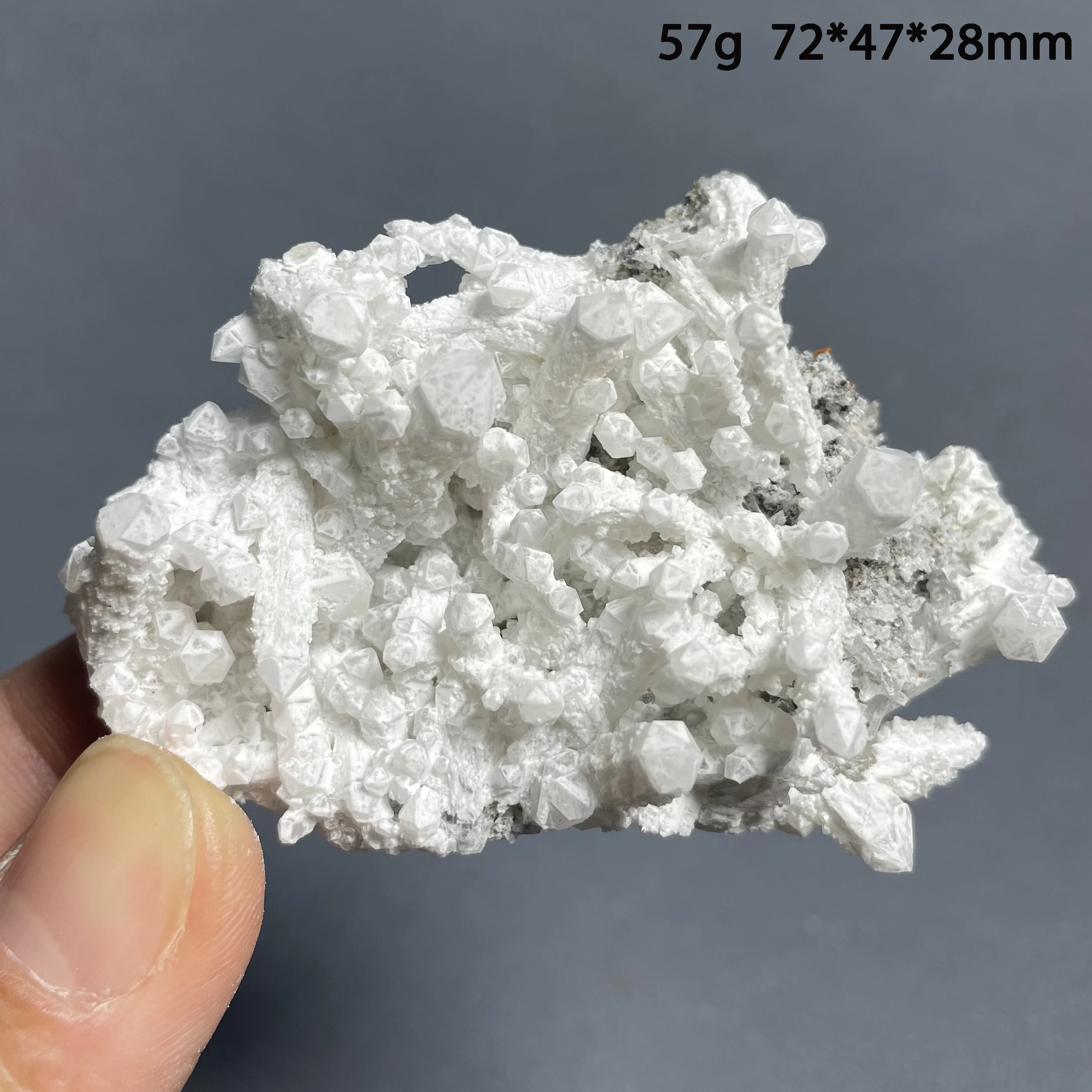 Natural Stone White Crystal Clear Quartz Cluster Raw Rock - Rough Polished Healing Mineral Specimen for Decoration