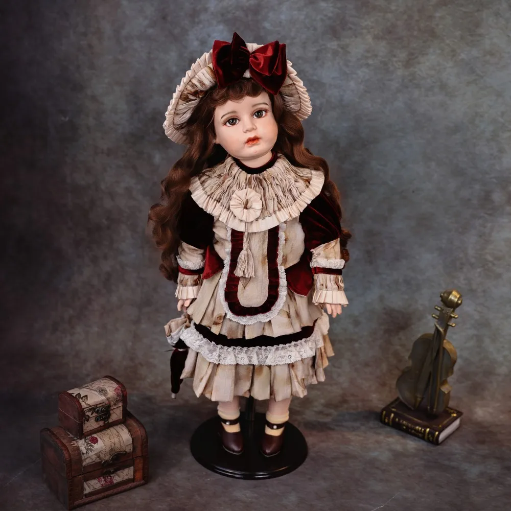 

Cloveray 26-дюймовая оригинальная фарфоровая кукла большого размера в викторианском стиле в стиле ретро, керамическая ткань, фарфоровая кукла, коллекционный художественный подарок